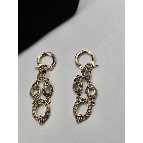 Vintage Signed MONET Gold‑Tone Marcasite Rhinestone Pendant Necklace Earring - Picture 3 of 11